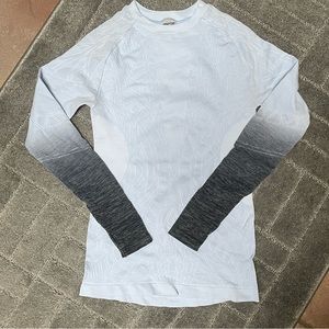 Climawear Muse Top with ombré sleeves